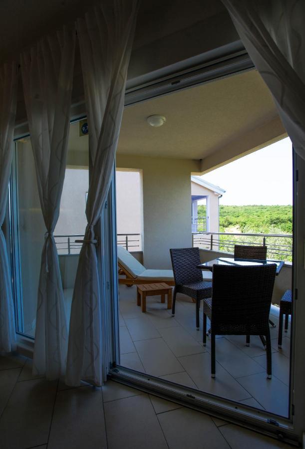 Apartman Kimi Šilo Екстериор снимка