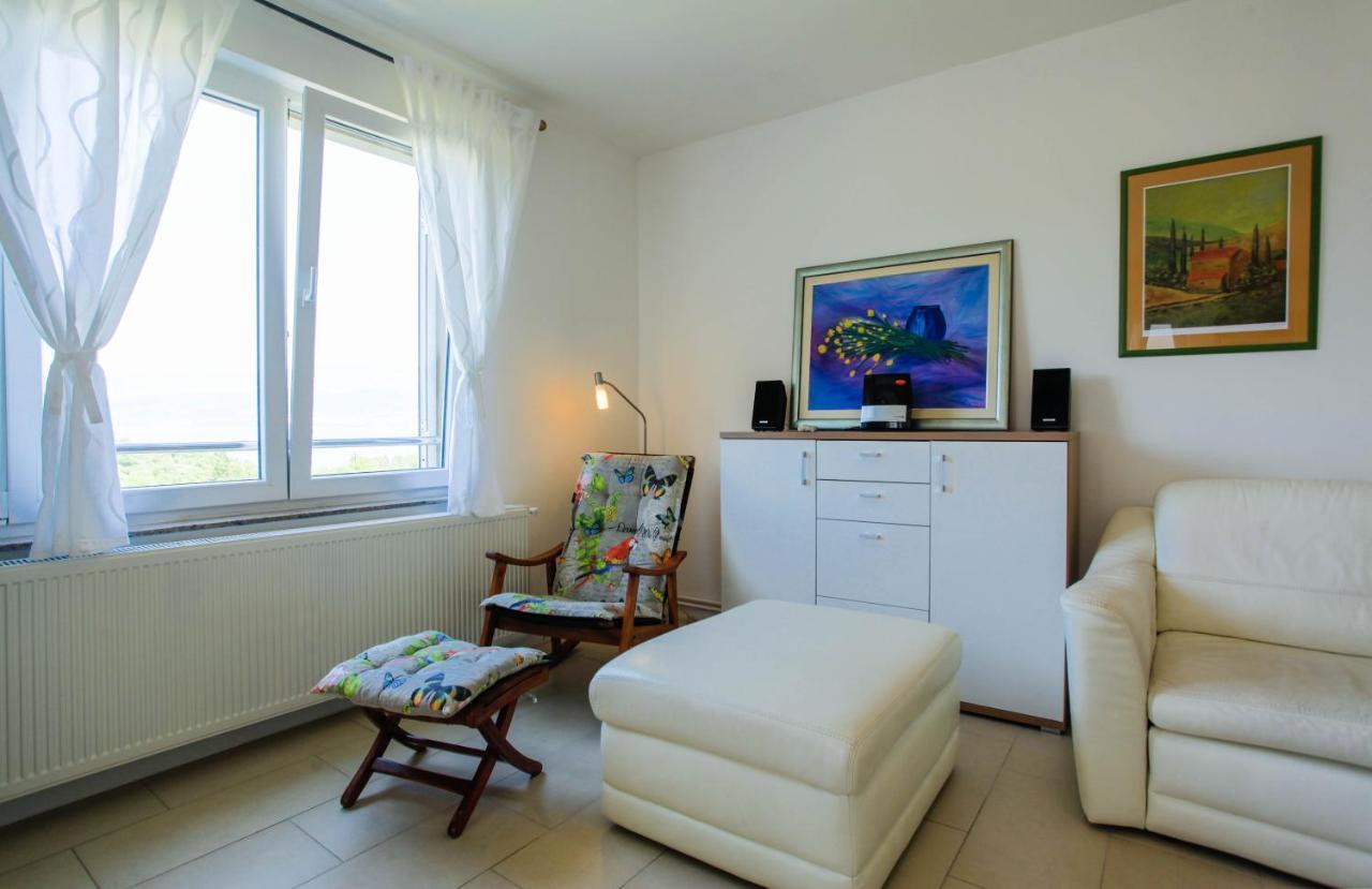 Apartman Kimi Šilo Екстериор снимка