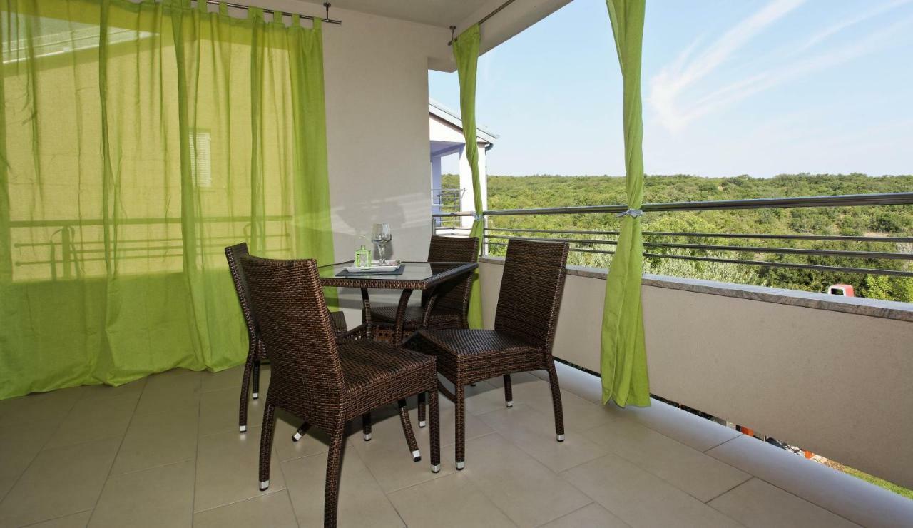 Apartman Kimi Šilo Екстериор снимка