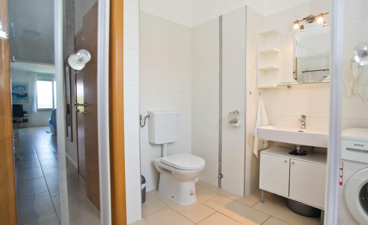 Apartman Kimi Šilo Екстериор снимка
